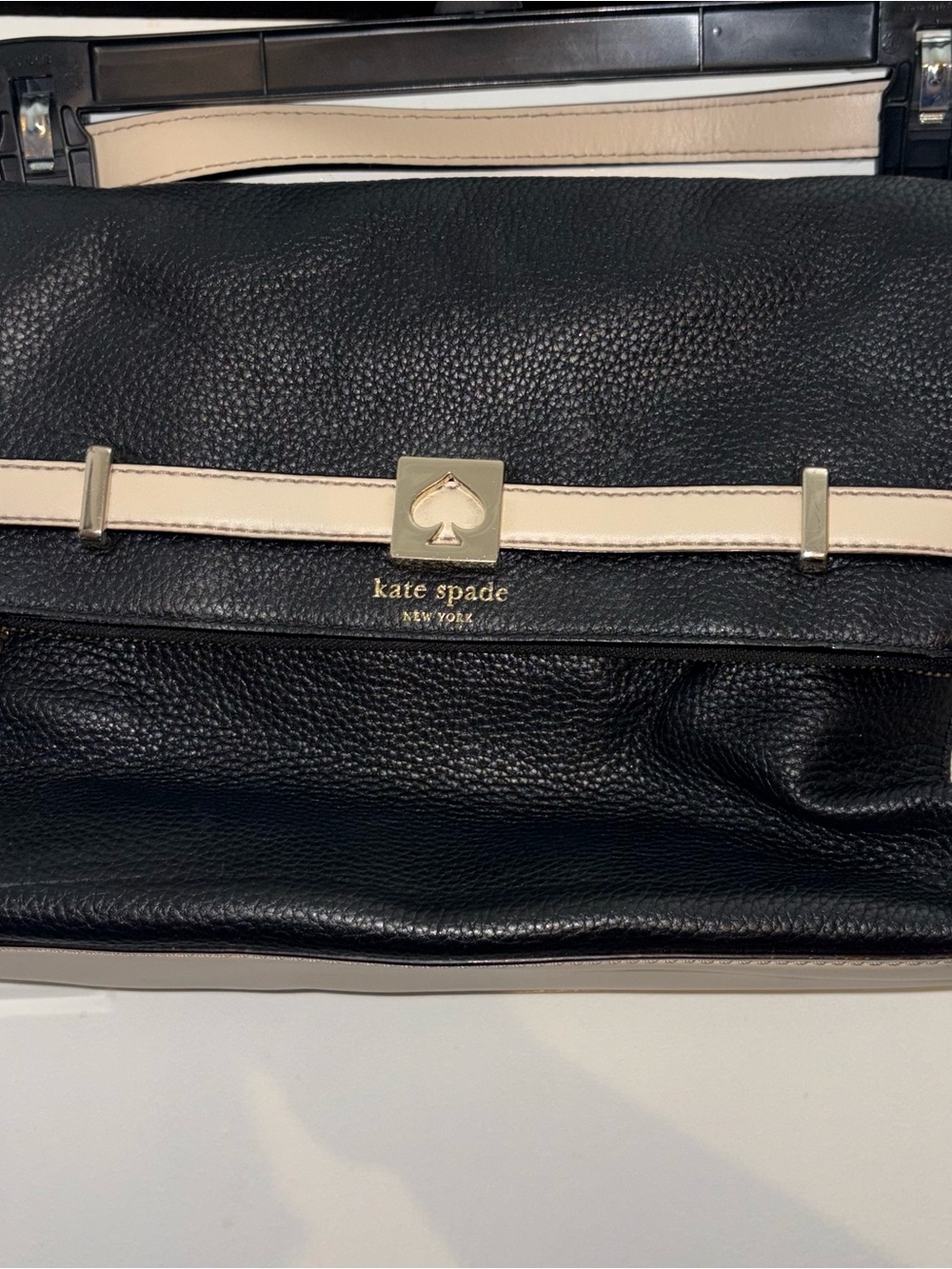 kate spade Black and Cream Pebbled Leather Shoulder Bag